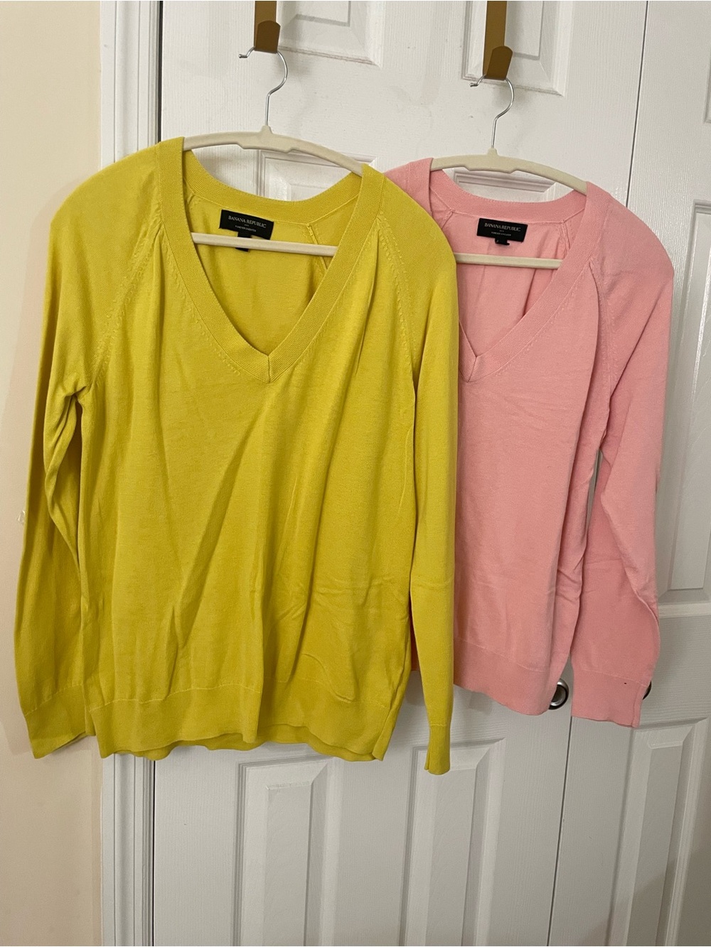 Banana Republic V-Neck Sweater - Bundle 2 x $15